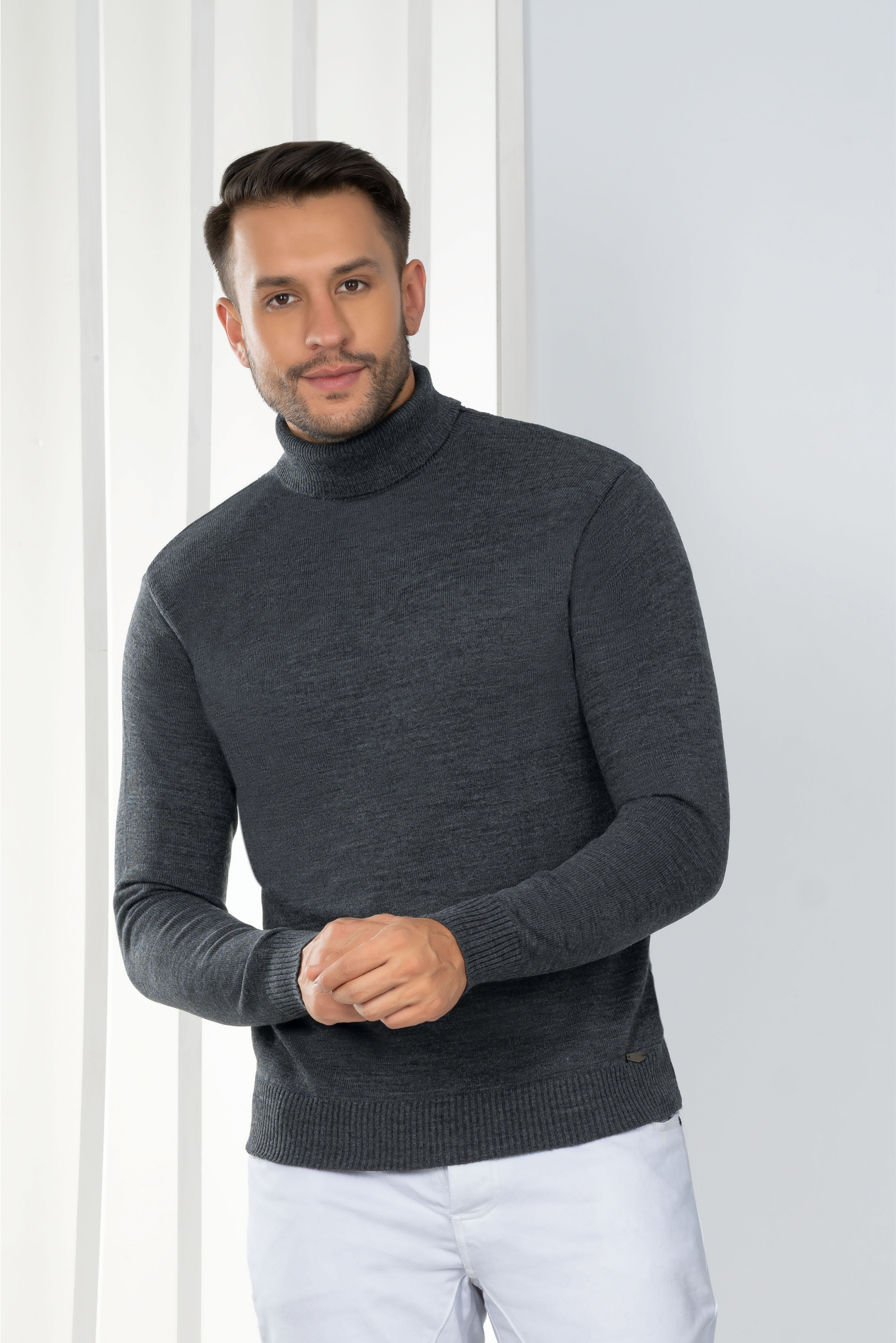 Sweater Cuello Alto